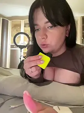 Stripchat Live Porn of Poly_Nick