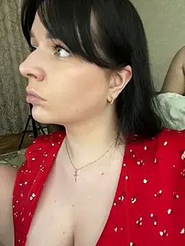 Stripchat Adult Webcam of Poly_Nick