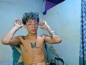 Stripchat Free Porn Cam of mateodeamjo
