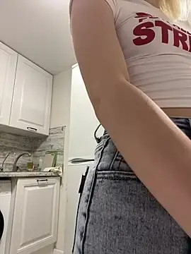 Stripchat Adult Webcam of Best_Blondie1