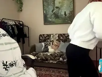 Stripchat Sex Cam of MONTREAL