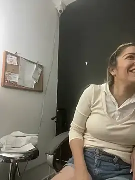 Stripchat Watch Live Sex Cams of viktoria_davis_