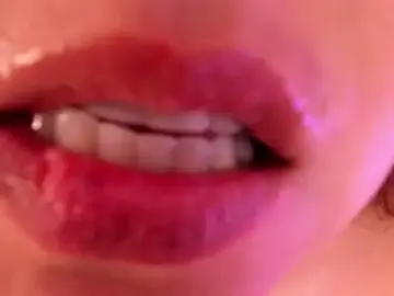 Stripchat Live Porn of Alisson_zambrano
