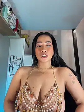 Stripchat Adult Webcam of AsianMilfSheryl