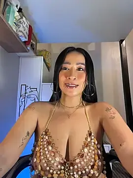 Stripchat Watch Live Sex Cams of AsianMilfSheryl