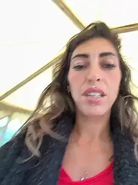 Stripchat Sex Cam of Lalla_Amani