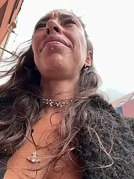 Stripchat Nude Webcam of Lalla_Amani