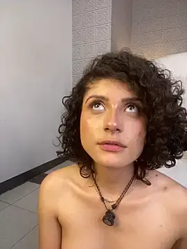 Stripchat Sex Cam of Naragh1