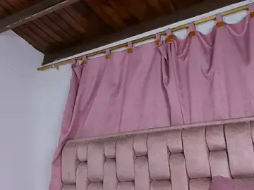 Stripchat Live Porn of Roxy-Smith