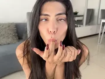 Stripchat Live Sex Cam of angelturned001