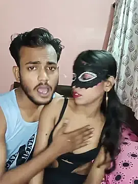 Stripchat Live Sex Cam of Laila_Majnuu