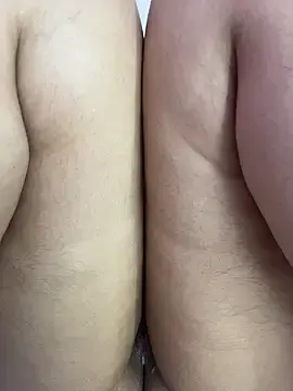 Stripchat Live Sex Cam of shainadavis