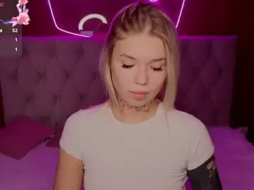 Stripchat Live Porn of AmoreLune