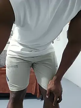 Stripchat Free Live Porn of MIKE_KILIANjs