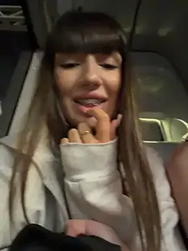 Stripchat Free Porn Cam of Sophie_Avory