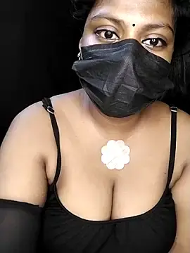 Stripchat Live Porn of Tamil_Kanmani