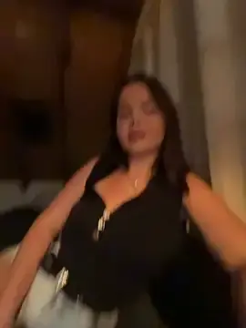 Stripchat Live Sex of TheCinderella