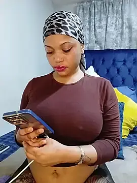 Stripchat Live Sex Cam of Sugartonguexx