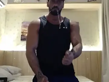 Stripchat Free Porn Cam of henryhadesflirt