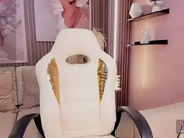 Stripchat Free Live Porn of Daphne_Fox_