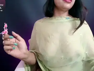 Stripchat Sex Cam of DesiZoya