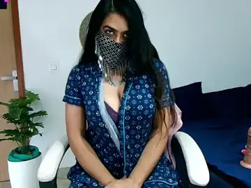 Stripchat Live Porn of DesiZoya