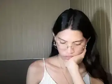 Stripchat Live Sex of Yourgoddess_jayve