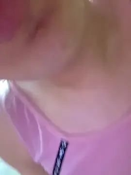 Stripchat Live Sex Cam of malak_spicy