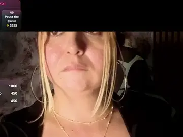 Stripchat Watch Live Sex Cams of rose_meyer