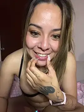 Stripchat Free Porn Cam of LilEuphoria