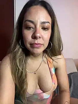 Stripchat Sex Cam of LilEuphoria