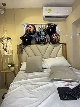Stripchat Adult Webcam of Lizz_cruz