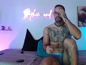 Stripchat Live Sex Cam of SophieFoxx17