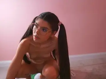 Stripchat Watch Live Sex Cams of TheaNeve