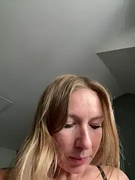Stripchat Watch Live Sex Cams of BunnyDiamond1