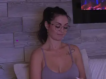Stripchat Watch Live Sex Cams of SeductiveMom