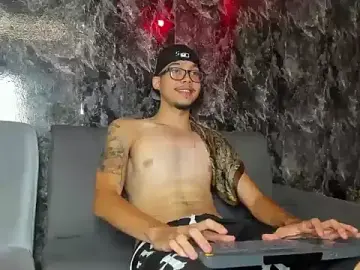 Stripchat Nude Webcam of thiago_preston