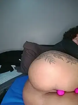 Stripchat Nude Webcam of Su_Duarte_1