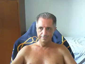 Stripchat Adult Webcam of lliuk70mi