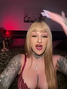 Stripchat Best Webcam of NikkiRylie