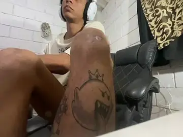 Stripchat Live Sex of Max_TheHorseDick