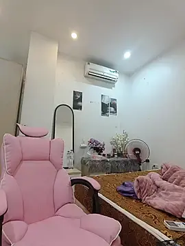 Stripchat Live Porn of MiuMiu-Love68
