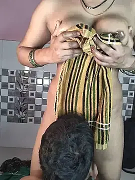 Stripchat Live Sex Cam of Mumbaicupule23