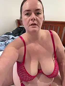 Stripchat Watch Live Sex Cams of carinabro10