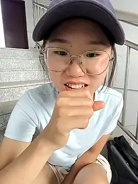 Stripchat Watch Live Sex Cams of xiaomin666