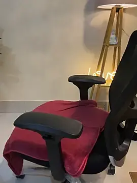 Stripchat Live Porn of yours_chahat