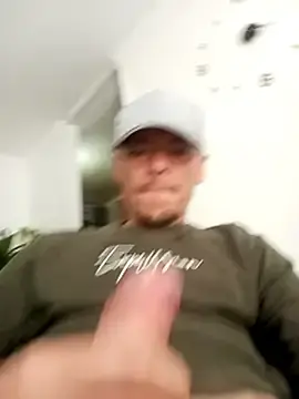 Stripchat Sex Cam of Damiianm