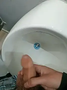 Stripchat Sex Cam of Damiianm