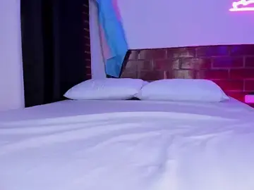 Stripchat Live Sex Cam of AdammClark1