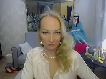 Stripchat Live Sex of Alana_Solara